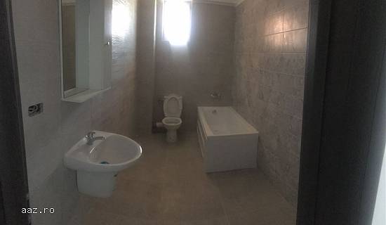 Vand apartament 2 camere decomandat Militari Resience