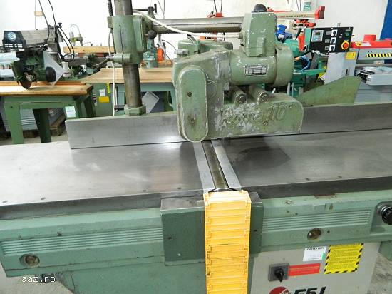 Masina de rindeluit si indreptat cant SCM F5