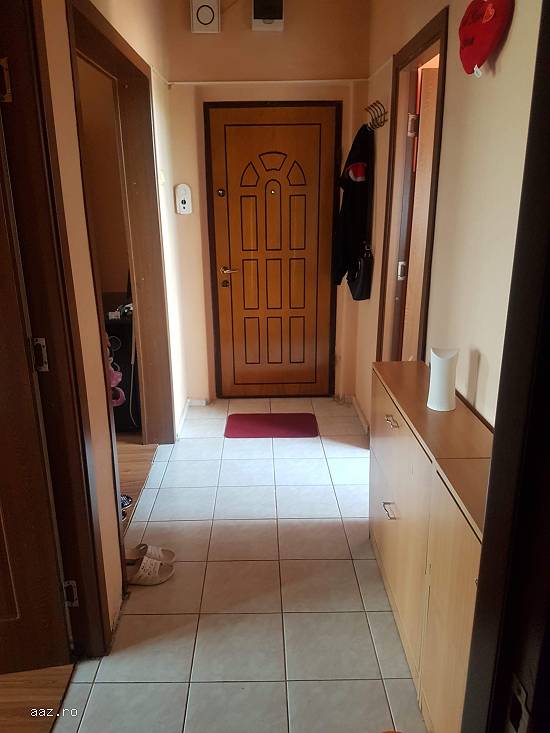 Caut colega de apartament