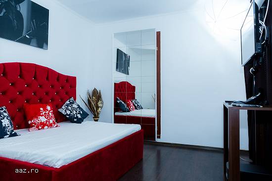 Modele LiveVision Studio,   bonus angajare