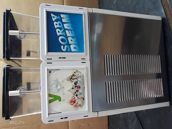 Aparat pentru suc cu fulgi de ghiață granita