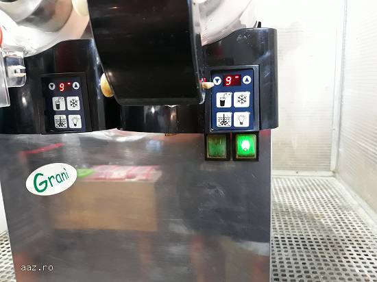Aparat pentru suc granita
