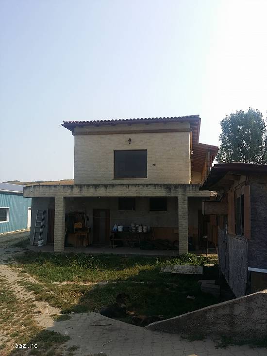 Vand sediu administrativ si hala procesare,   Cehu Silvaniei,   jud. Salaj