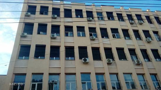 Rulori exterioare si plase de insecte +service