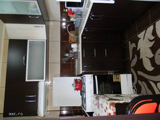 Garsoniera de vanzare in Campina prin agentia Matos Imobiliare.