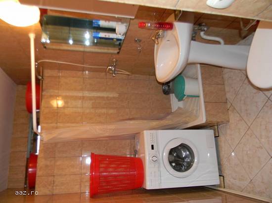 Apartament 2 cam de vanzare in Campina prin agentia Matos Imobiliare...