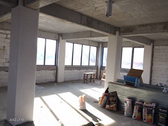 Spatiu birori de vanzare,   Campina-Prahova,   prin agentia Matos Imobiliare