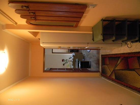 Apartament 2 cam de inchiriat,   Campina-Prahova,   prin agentia Matos Imobiliare