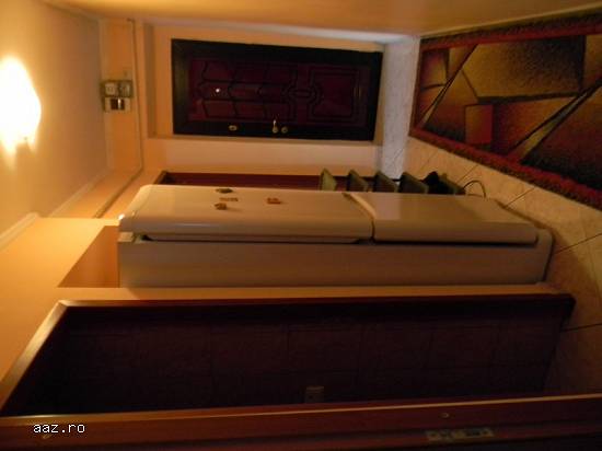 Apartament 2 cam de inchiriat,   Campina-Prahova,   prin agentia Matos Imobiliare