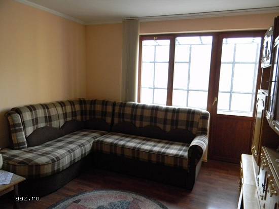 Apartament 2 cam de inchiriat,   Campina-Prahova,   prin agentia Matos Imobiliare