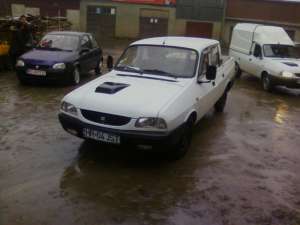 vand dacia papuc 4x4 diesel cu 5 locuri