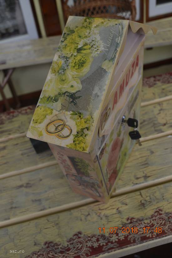 Cutie postala personalizata handmade