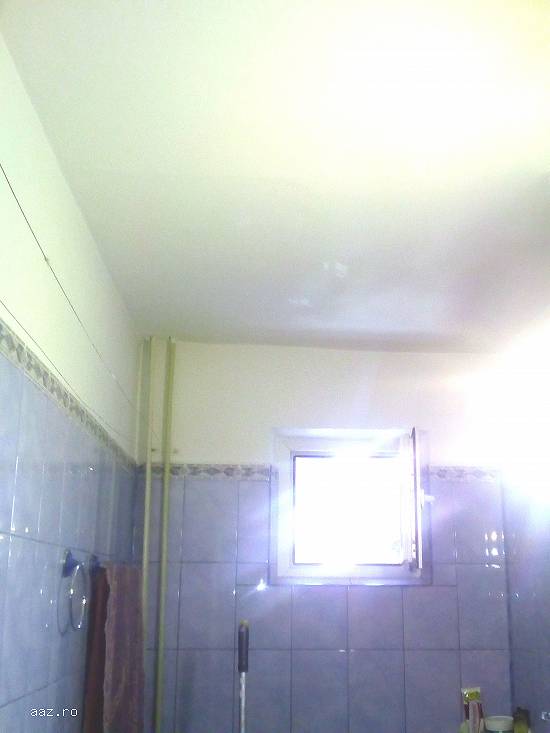apartament semidecomandat de vanzare pret negociabil