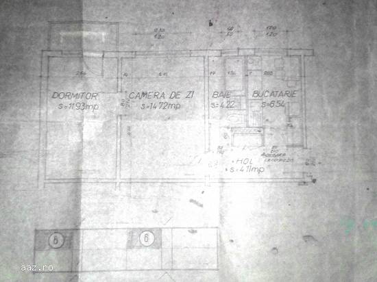 apartament semidecomandat de vanzare pret negociabil