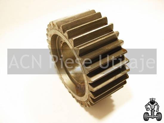 Pinion planetar pentru tractor Claas Arion 510