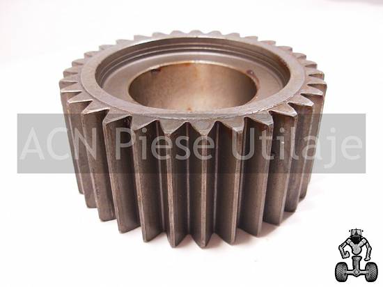 Pinion planetar pentru tractor Claas Arion 510