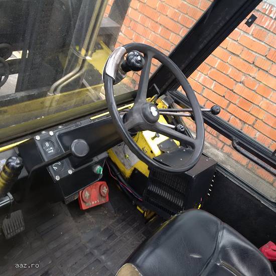 STIVUITOR HYSTER MODEL H7.00XL,   prin lichidator