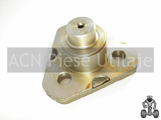 Pivot pentru tractor Massey Ferguson 7485