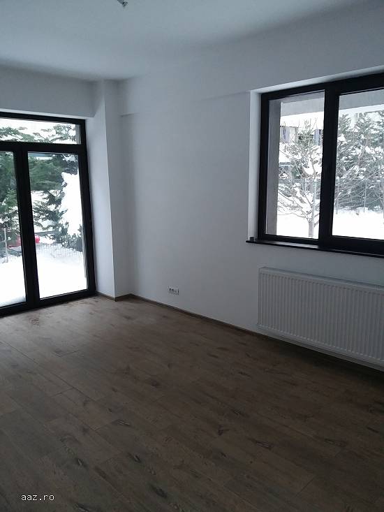 Apartament 2 camere,    pretabil spatiu comercial. MILITARI