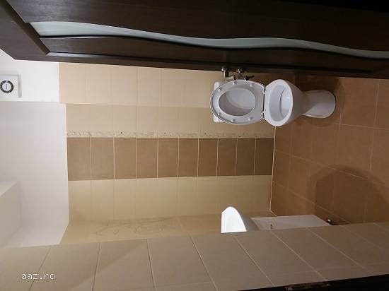 Apartament 2 camere,    pretabil spatiu comercial. MILITARI
