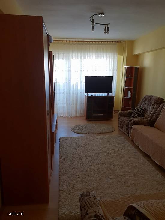 2 Decomandate Universitate,   350 euro...