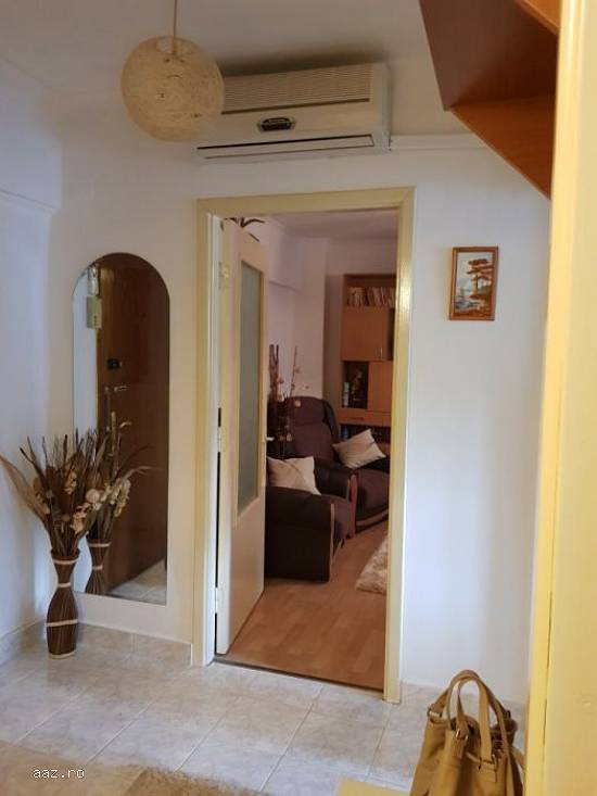 2 Decomandate Calea Bucuresti  - Elvila,   120 Lei/ noapte...