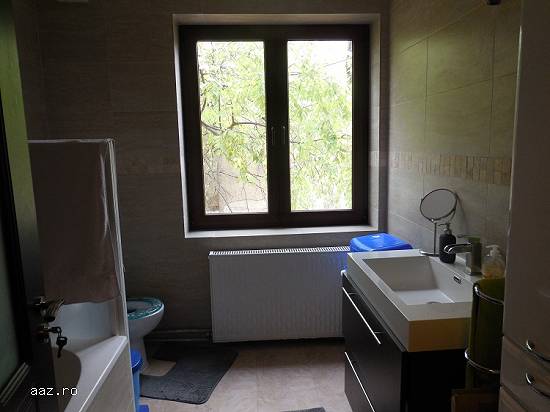 Apartament 4 camere zona Unirii Marasesti