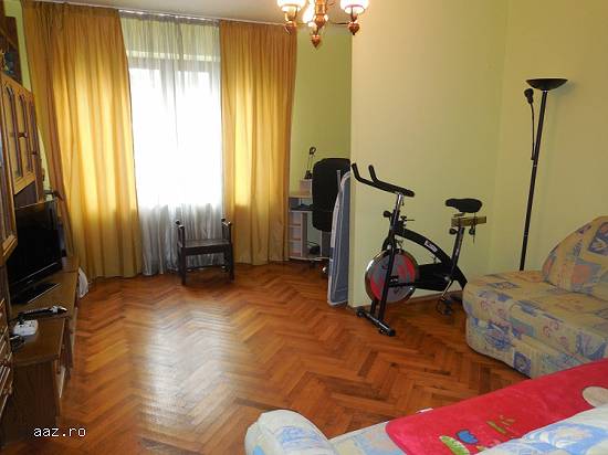 Apartament 4 camere zona Unirii Marasesti