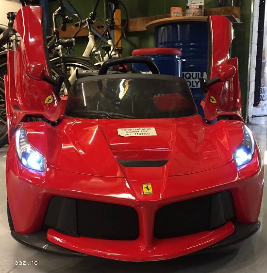 Masinuta Cu Telecomanda Laferrari Pentru Copii New 2018