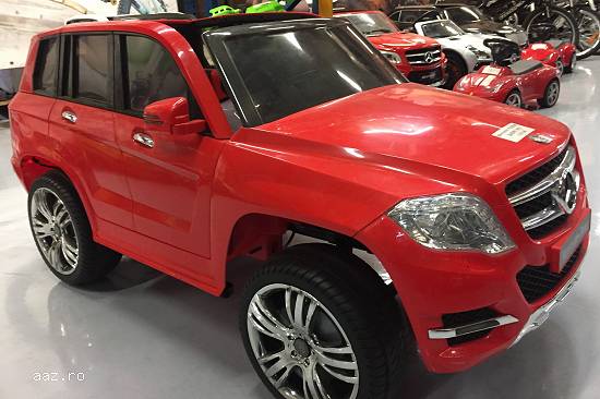 Masinuta Cu Telecomanda Mercedes GLK300 Pentru Copii New 2018