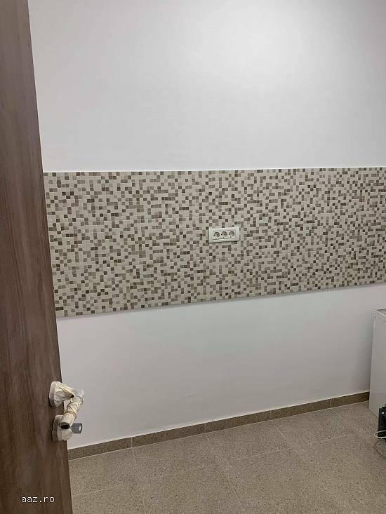 Km 4-5 - Spatiu comercial - 73 mp - 69.000 euro