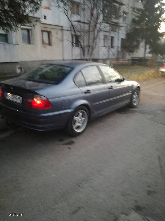 Vand masina bmw 318i 1.8benzina anu2000