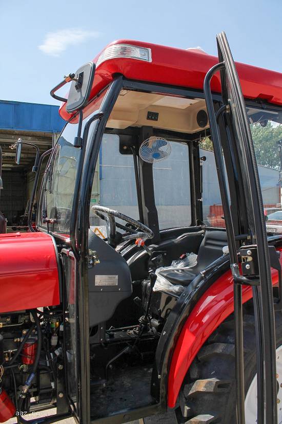 Tractor agricol Jinma 40 cp cu cabina ventilata