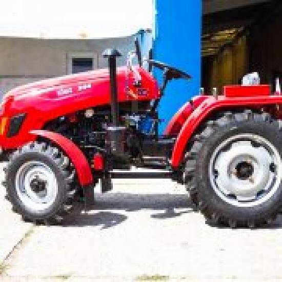 Tractor agricol DF 244 de  25 CP tractiune 4x4