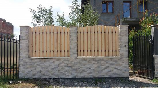 Constructii case din lemn