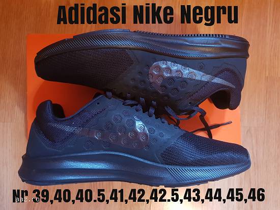 Adidasi Nike Negru