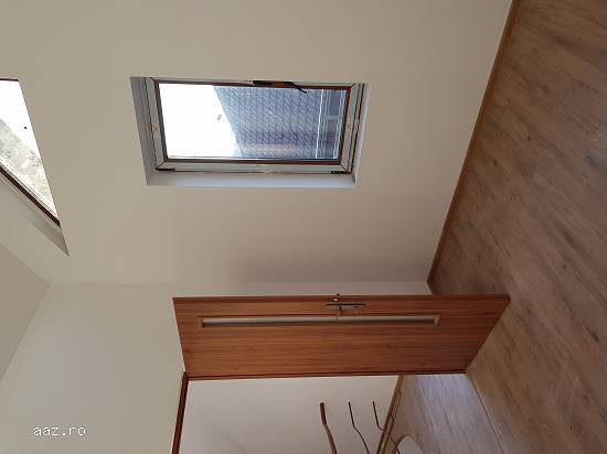 3 Decomandate Calea Severinului,   83000 euro...