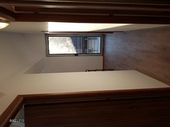 3 Decomandate Calea Severinului,   83000 euro...
