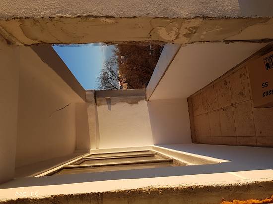 2 Decomandate Calea Severinului,   65000 euro...
