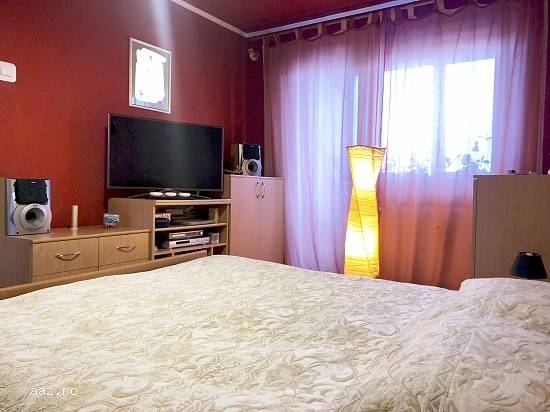 Vand apartament living + 2 dormitoare mobilat utilat zona Kaufland Vlaicu