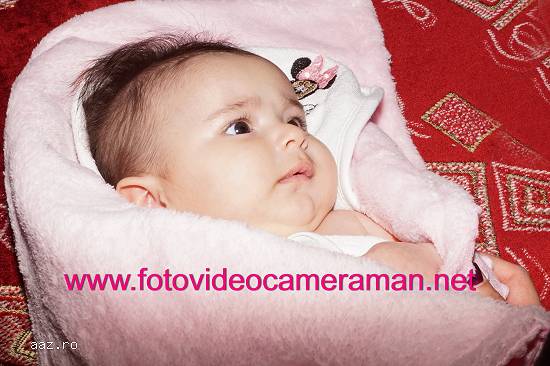 Servicii filmari si fotografii pentru botez