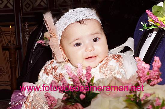 Servicii filmari si fotografii pentru botez