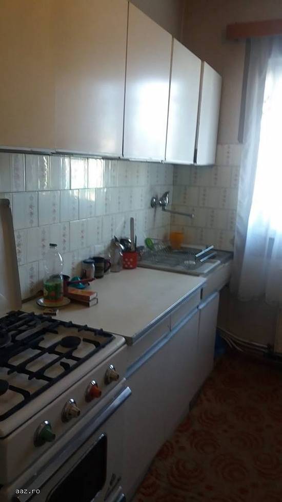 De vanzare ap.2 camere decomandate