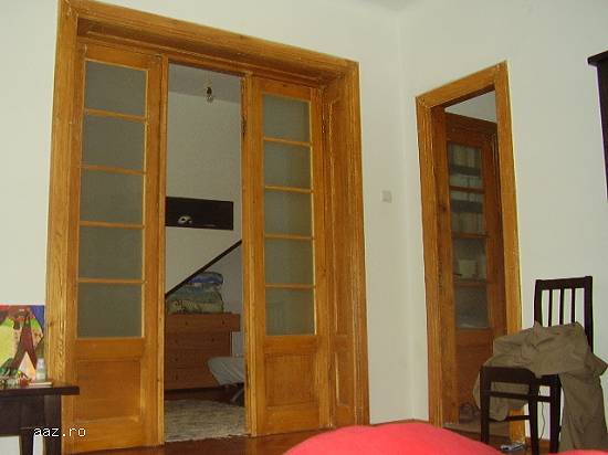 apartament 2 camere in vila interbelica,   zona Decebal