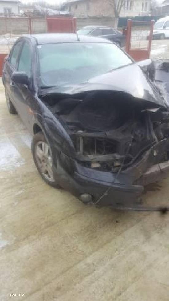 Dezmembrez Ford Mondeo Ghia