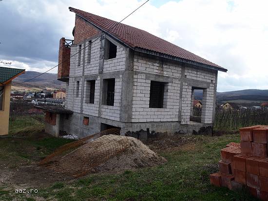 Lichidator judiciar,    vand casa cu teren - Zalau