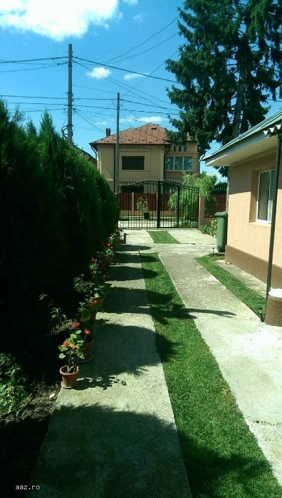 Vand casă/schimb cu apartament,   Negociabil