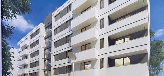 Vand apartament cu 2 camere