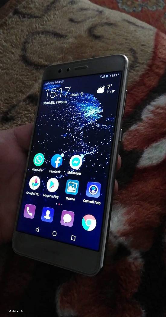 Vând Huawei P10 lite gold 32gb.folie sticla fata și una noua de rezerva impecabil