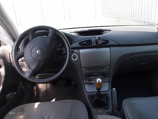 Vand autoturism Renault Laguna